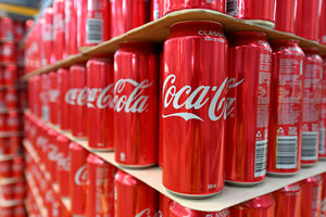 <strong>Coca</strong> <strong>Cola</strong> 330m - Product Image 4