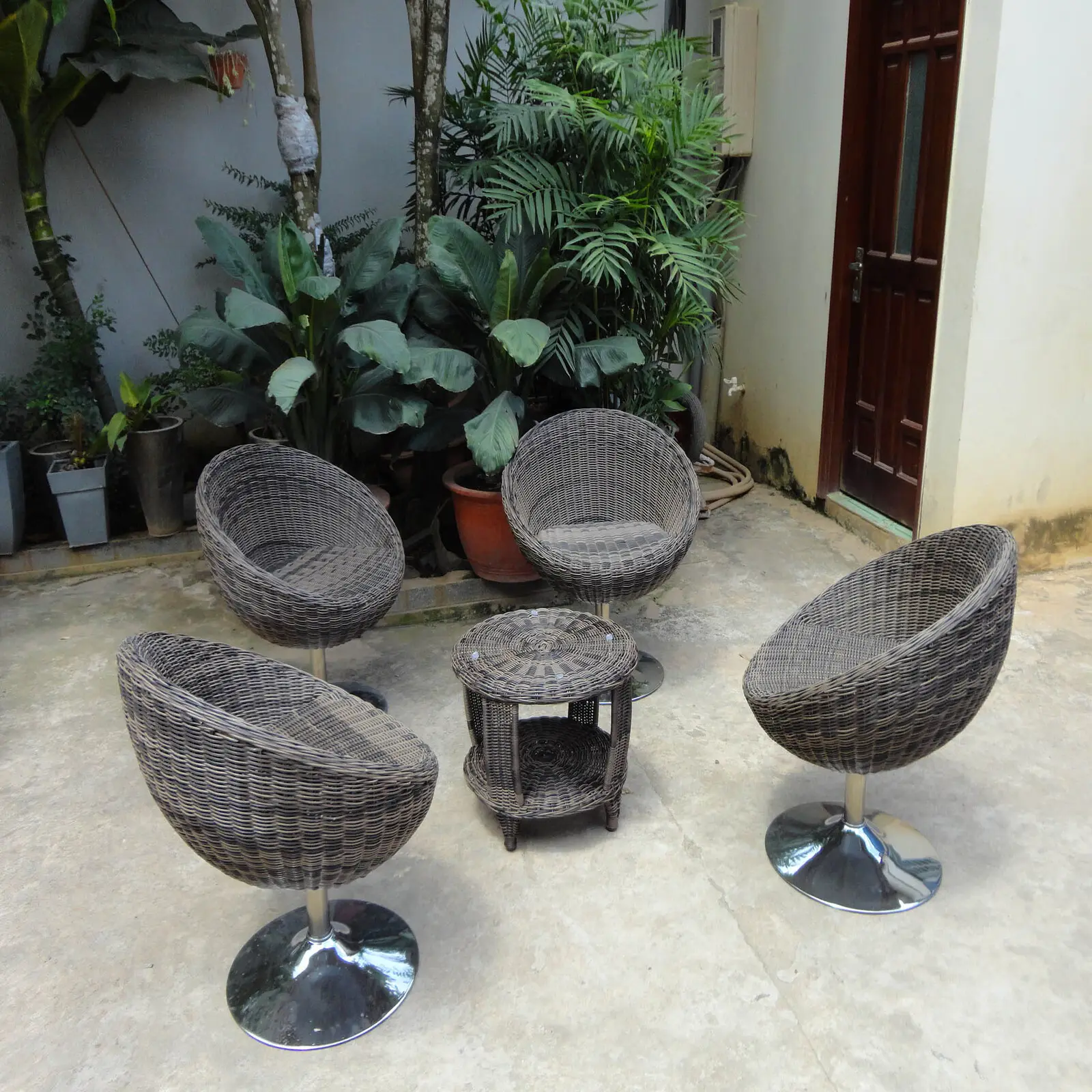Ensemble de 5 meubles de patio-Profitez de votre vie. Ensembles de meubles d'extérieur en rotin et osier Chaises Table basse de jardin