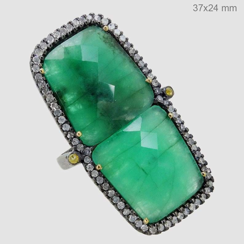 สีเขียว