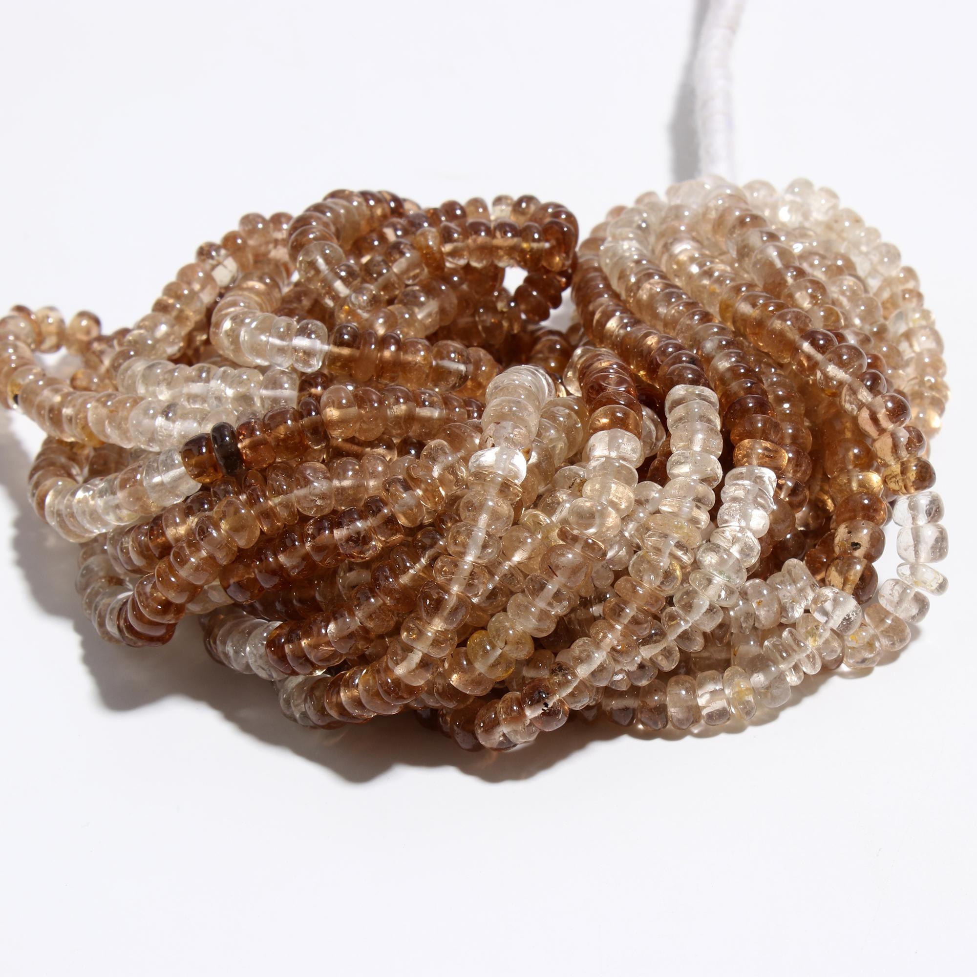 สีน้ำตาล