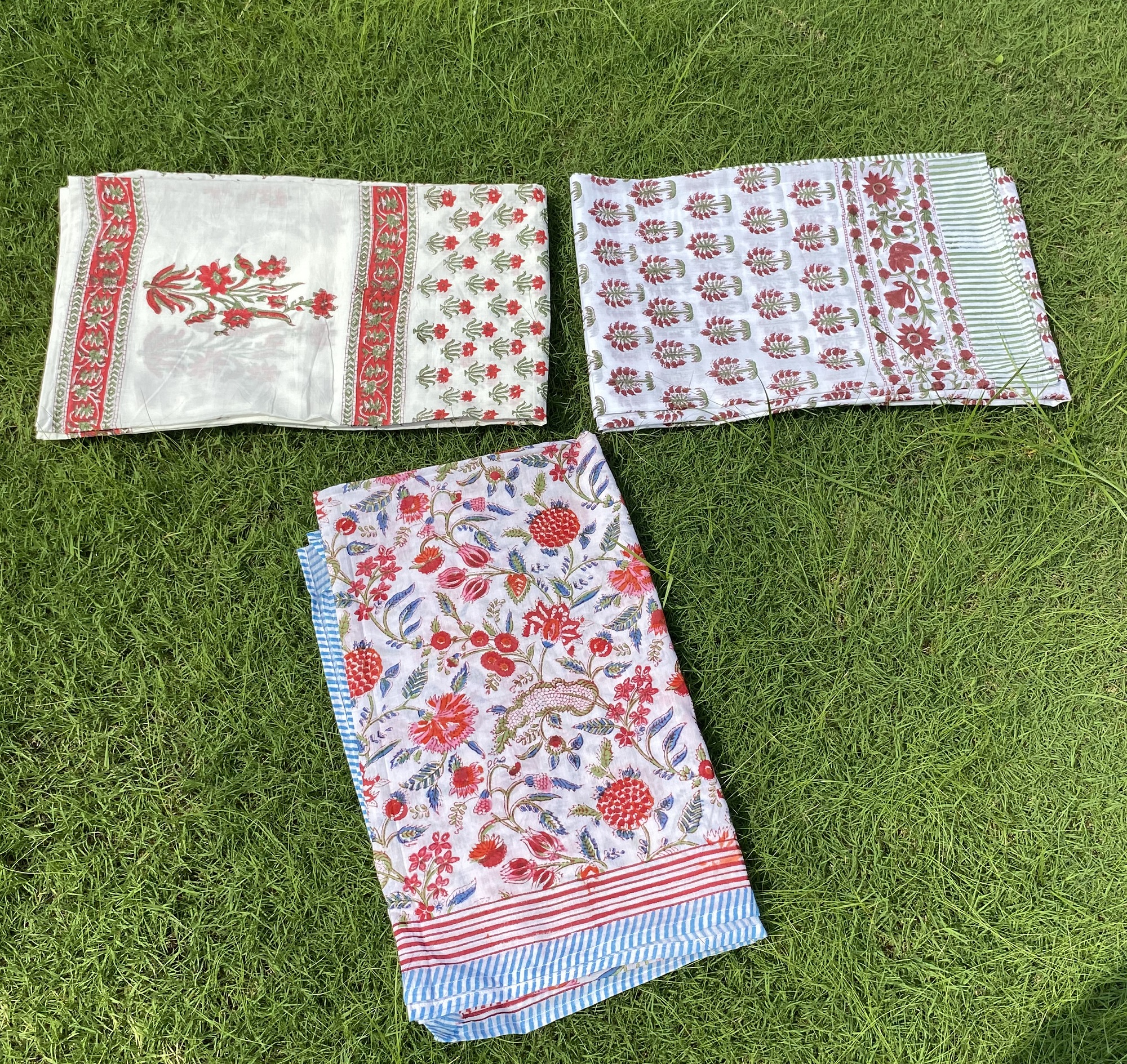 หลายสี