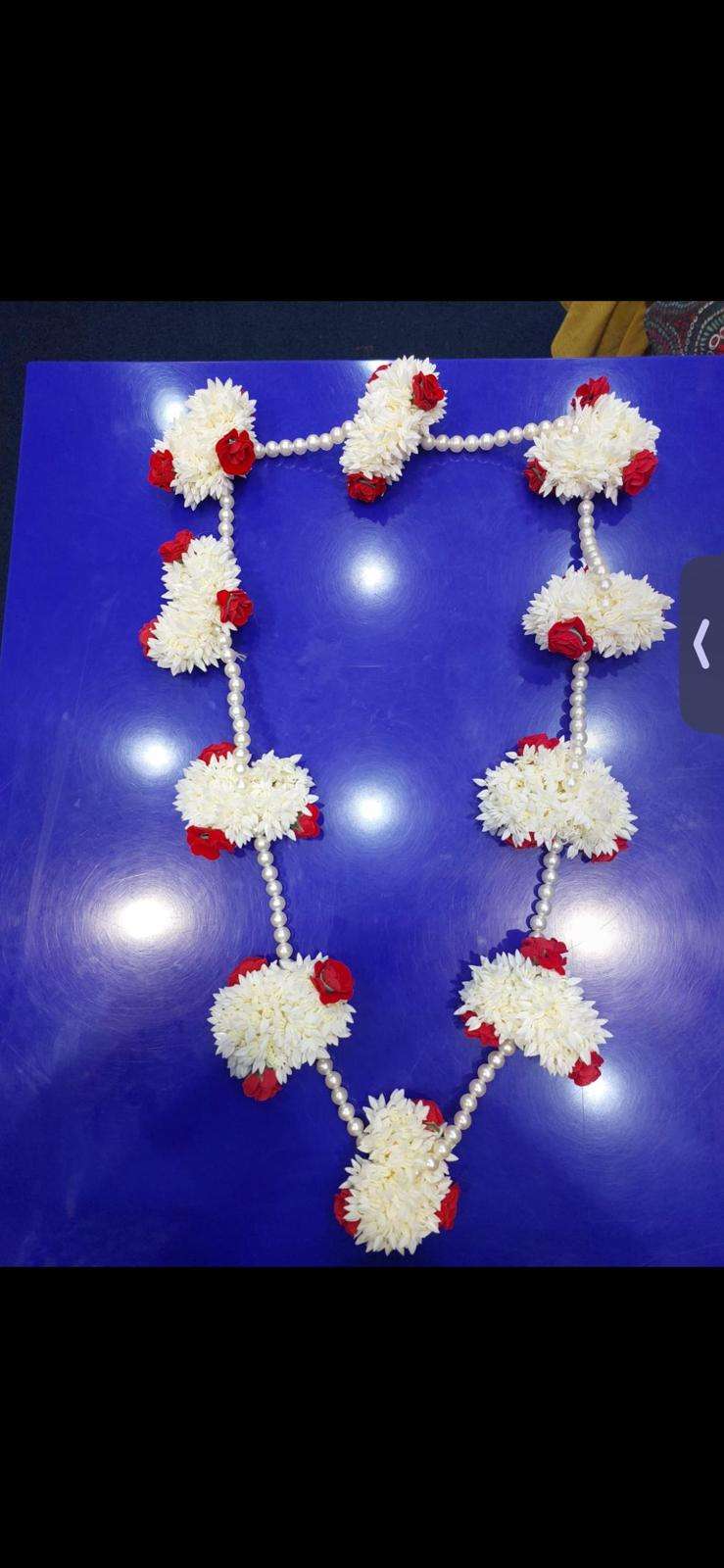 ขาว, แดง