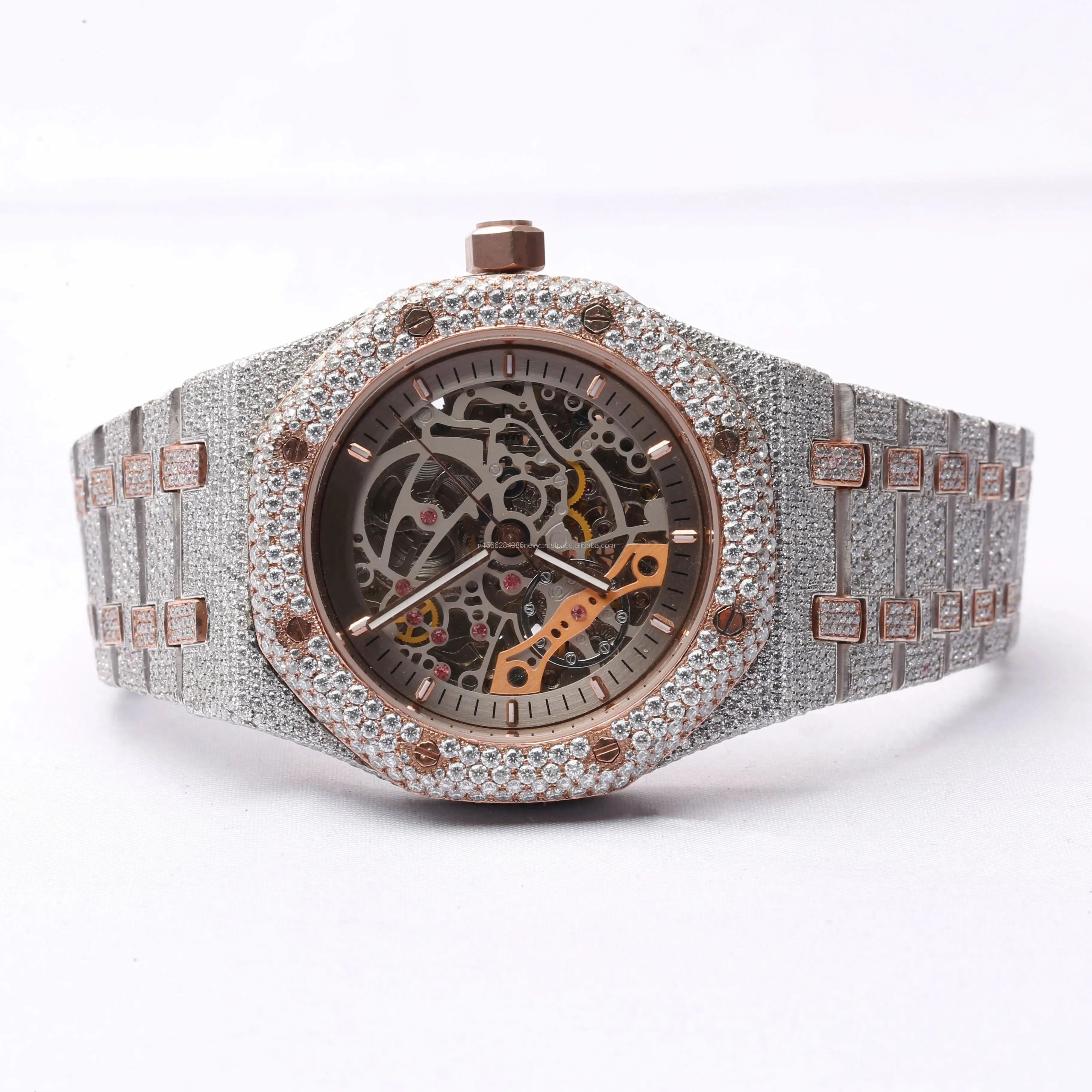 Presentamos el reloj de pulsera 2024 de alta calidad Skeleton Hip Hop Iced Out elaborado con elegancia de acero inoxidable