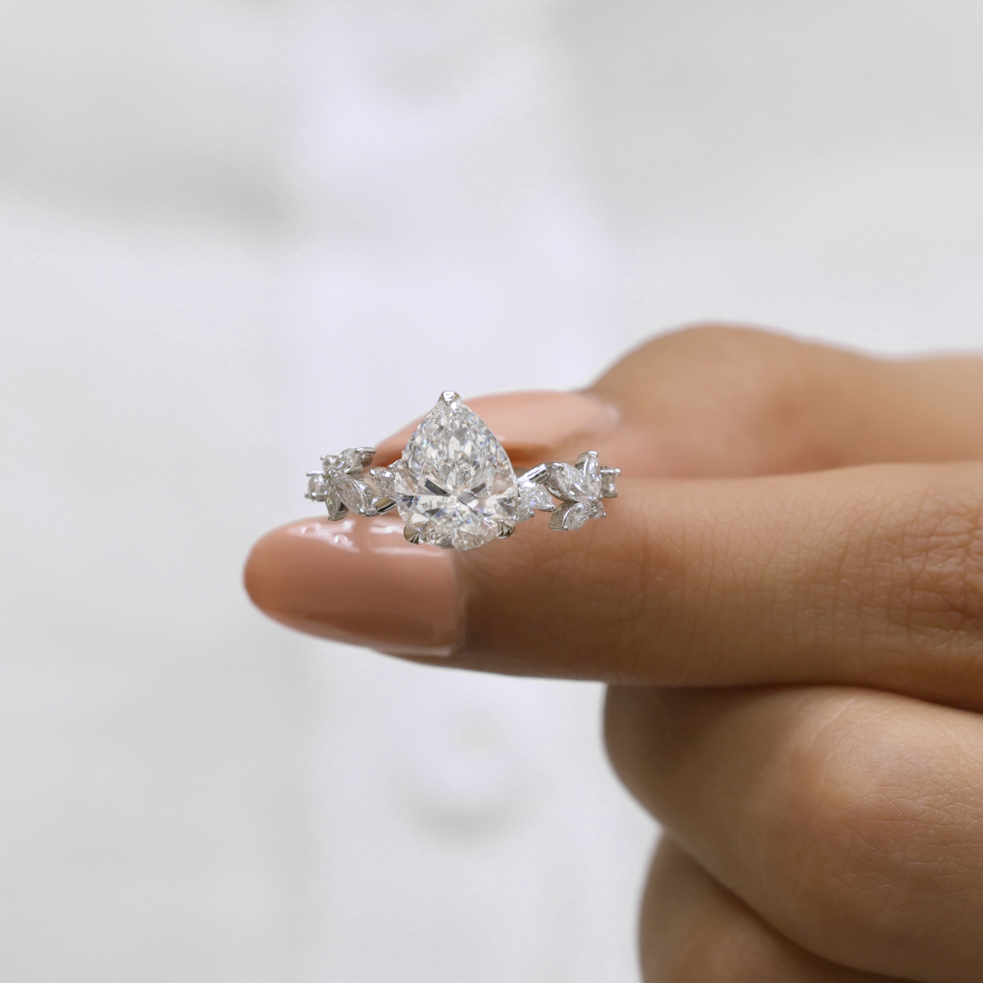 สีเหลืองทอง