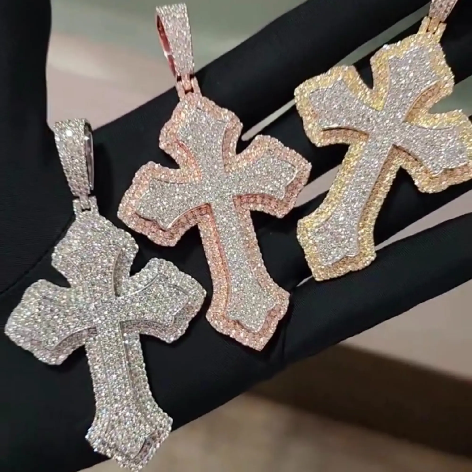Ciondolo con diamanti in argento 925 ciondolo con diamanti di alta qualità con ciondolo Hip Hop personalizzato ghiacciato