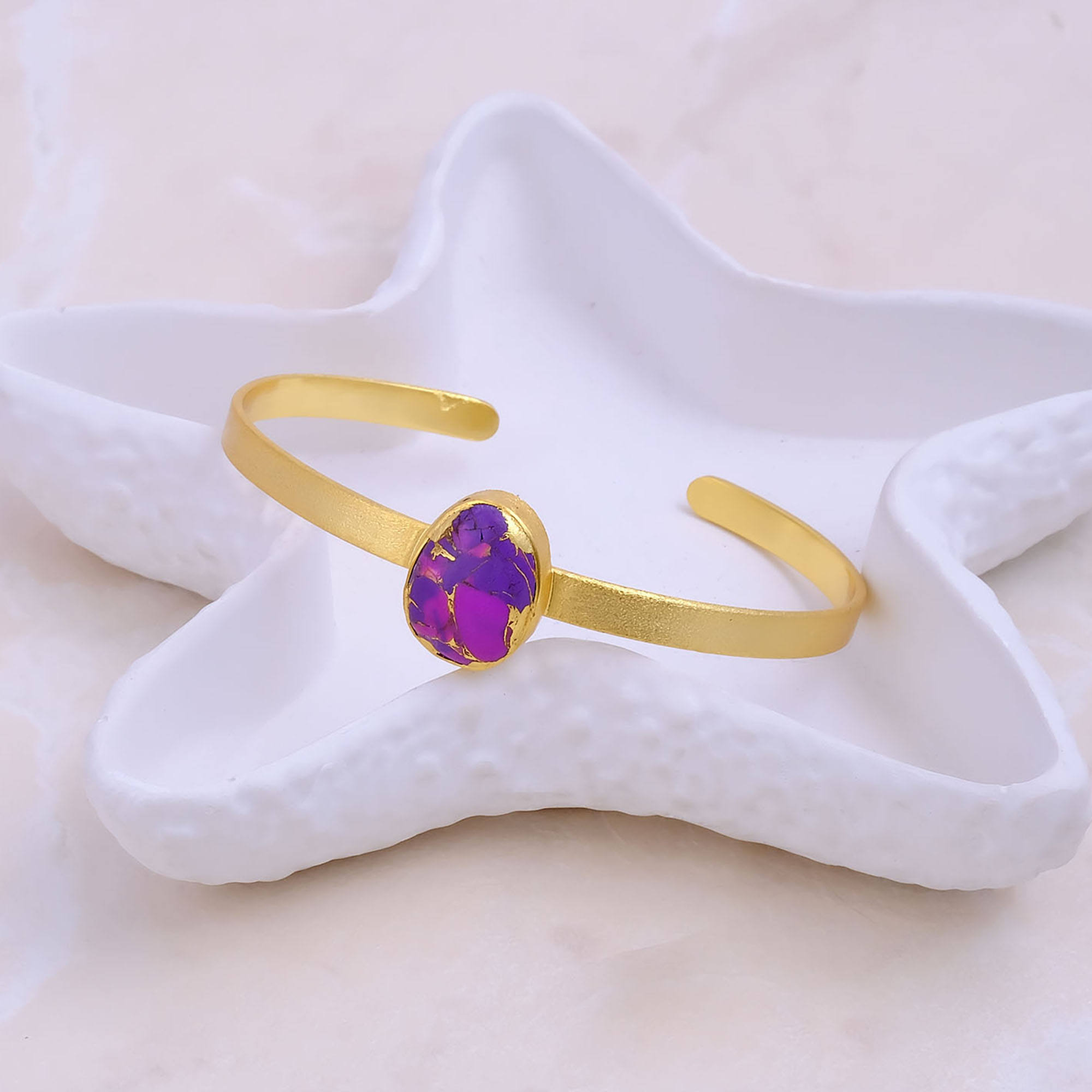 หยกโมฮาวีสีม่วง