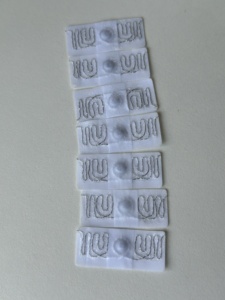Free Samples Custom in Stock Waterproof <strong>Tags</strong> UHF RFID Laundry Garment Labels - Product Image 6