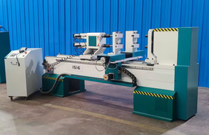 Çin ahşap torna makinesi merdiven için 1530 CNC ahşap torna, beyzbol sopası