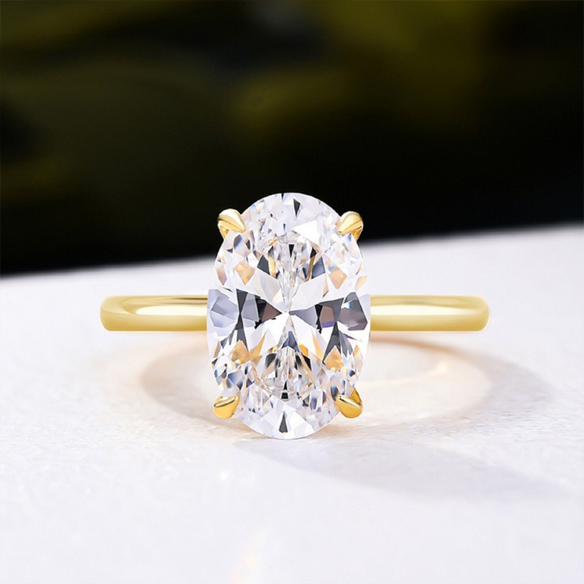 สีเหลืองทอง