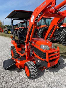 קובוטה BX2360 23HP מיני טרקטור עם מכסחת מכסחת ומטעין קדמי לטרקטור