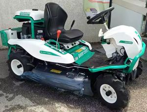オリジナルガーデンOREC RMライドオン芝刈り機20hp電気スタート4X4芝刈り機機械を購入