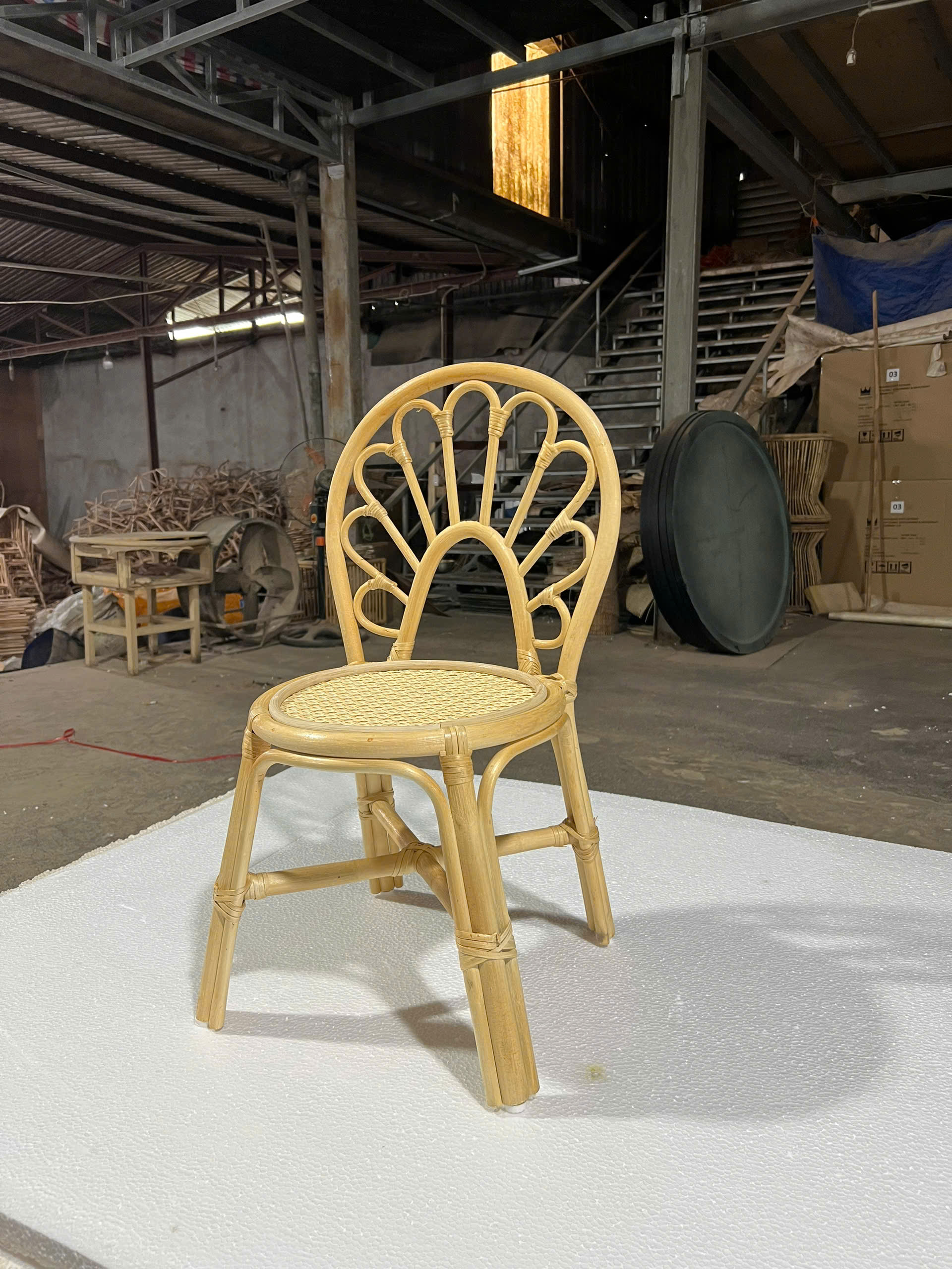 Daisy chair 3