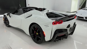 USED 2024 Ferra-ri SF90 Spider Convertible PRE-OWNED <strong>EXCELLENT</strong> <strong>CONDITION</strong> - Product Image 3