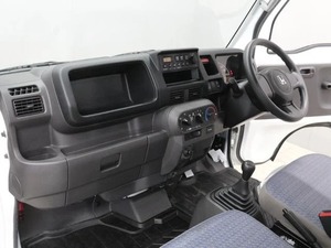 价格实惠的二手Hondas Acty卡车660 SDX，2021/2023型号。100% 完美工作，无事故，