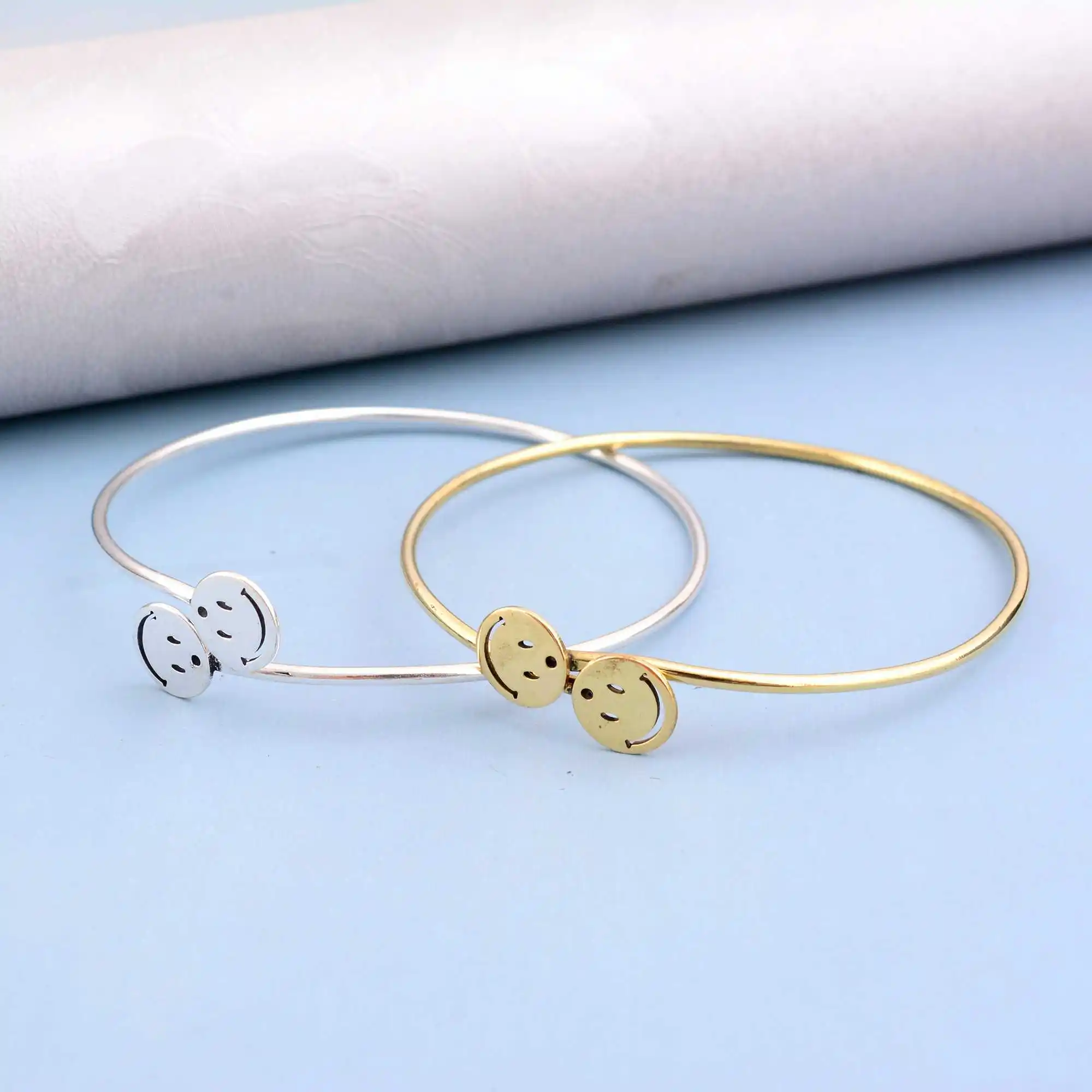 Nuovo arrivo Non appannato PVD 18K anelli di gioielli in oro anelli di moda gioielli personalizzati tendenza acciaio inossidabile semplice Unisex anello