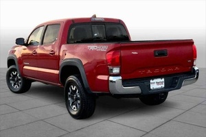 Used 2017 <strong>Toyota</strong>- Tacoma TRD OFF <strong>Road</strong> - Product Image 4