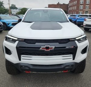 CLEAN USED 2023 Chevrolet <strong>Colorado</strong> ZR2 Crew Cab 4WD - Product Image 1
