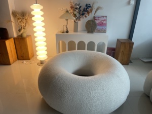 现代设计圆形圆形天鹅绒搁脚凳，用于客厅家具搁脚凳，打造Boa Pouf