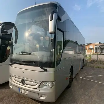 Usato 2015 MERCEDES-BENZ turismo 53 posti EURO 6 autobus in vendita