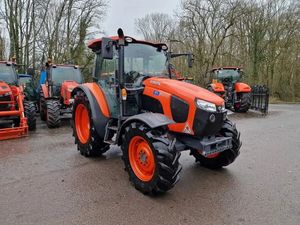מפעל kubota m5111 טרקטורים 50hp ו 100hp אמין 4wd עם תכונות יוצאות דופן בחוות כוח מדורג 80hp