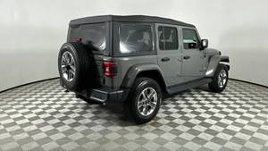 Clean Used 2018 <strong>Jeep</strong> Wrangler Unlimited Sahara (JL) SUV Manual/Automatic Gearbox Left Steering Used Dark/Light 4L Gas/Electric