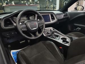 チャレンジャーR/T SRT HELLCATRWDフルオプションを出荷する準備ができました