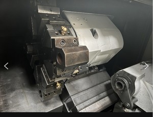 Máquina de torno CNC de segunda mano con controlador Fanuc - Product Image 6