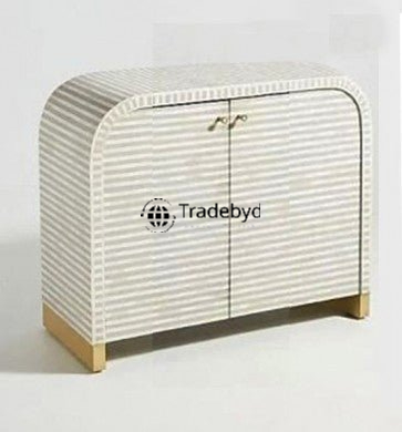 Available in different Colors