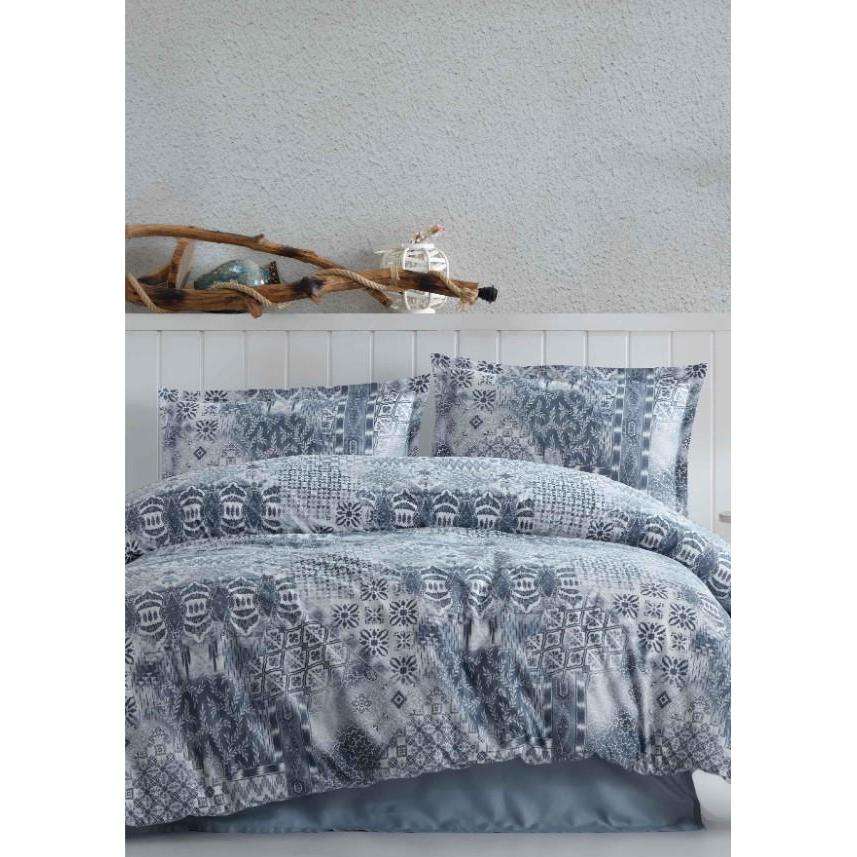 สีกรมท่า