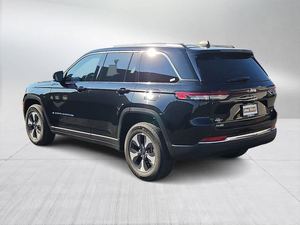 USED 2022 <strong>Jeep</strong> Grand Cherokee 4xe - Product Image 4