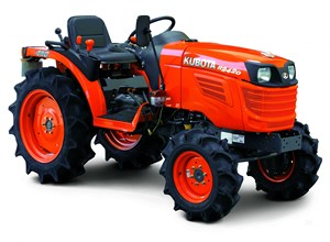 畅销二手久保田迷你拖拉机23hp 25hp 26hp 30hp 4x4花园/农业车轮驱动最佳价格 - Product Image 5