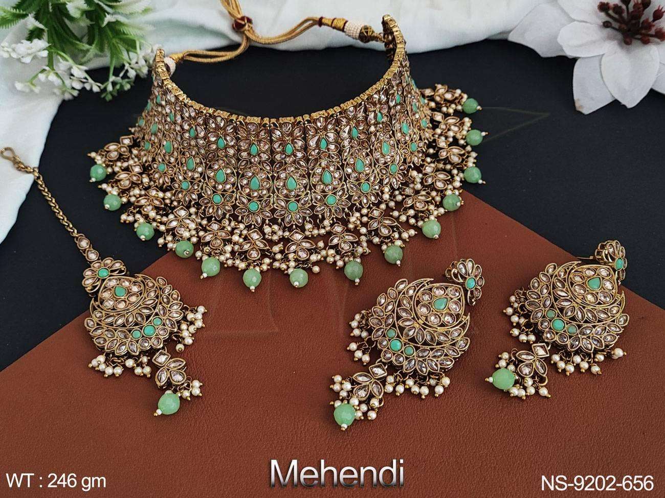 สีเขียวมิ้นท์