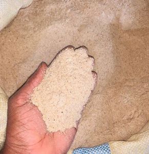 東アフリカ輸出業者のバルクパッキング動物用トウモロコシふすま (トウモロコシグルテン飼料)