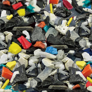 大きな袋のスクラップ/廃棄物のキャップ (ミックスカラー) から95% HDPE / 5% PPプラスチック研削 (再生フレーク)。
