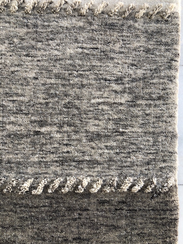 Gris