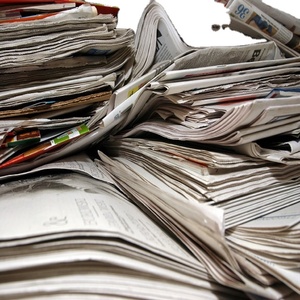 発行された新聞グレード #9 OINP余剰印刷新聞バンドルを超える輸出品質... 新聞の無駄 .. 再利用可能な新聞 .. - Product Image 1
