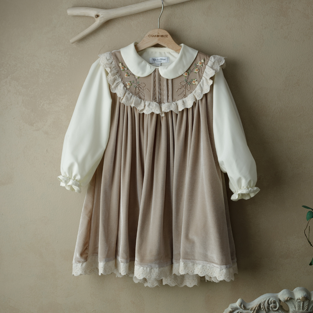 สีน้ำตาล