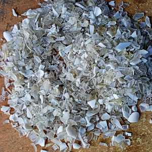 Soğuk ve sıcak yıkanmış PET şişe gevreği/plastik PET hurda/temizle geri dönüşümlü plastik hurda - Product Image 3