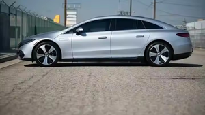 2022 ME R CE des-B En Z E Q S 450 + หรูหรารถยนต์ไฟฟ้าเกียร์อัตโนมัติเบาะหนังมัลติฟังก์ชั่นพวงมาลัยซ้าย - Product Image 6