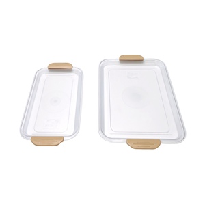 透明塑料矩形托盘，带木质彩色手柄，用于供应食品和饮料 - Product Image 6