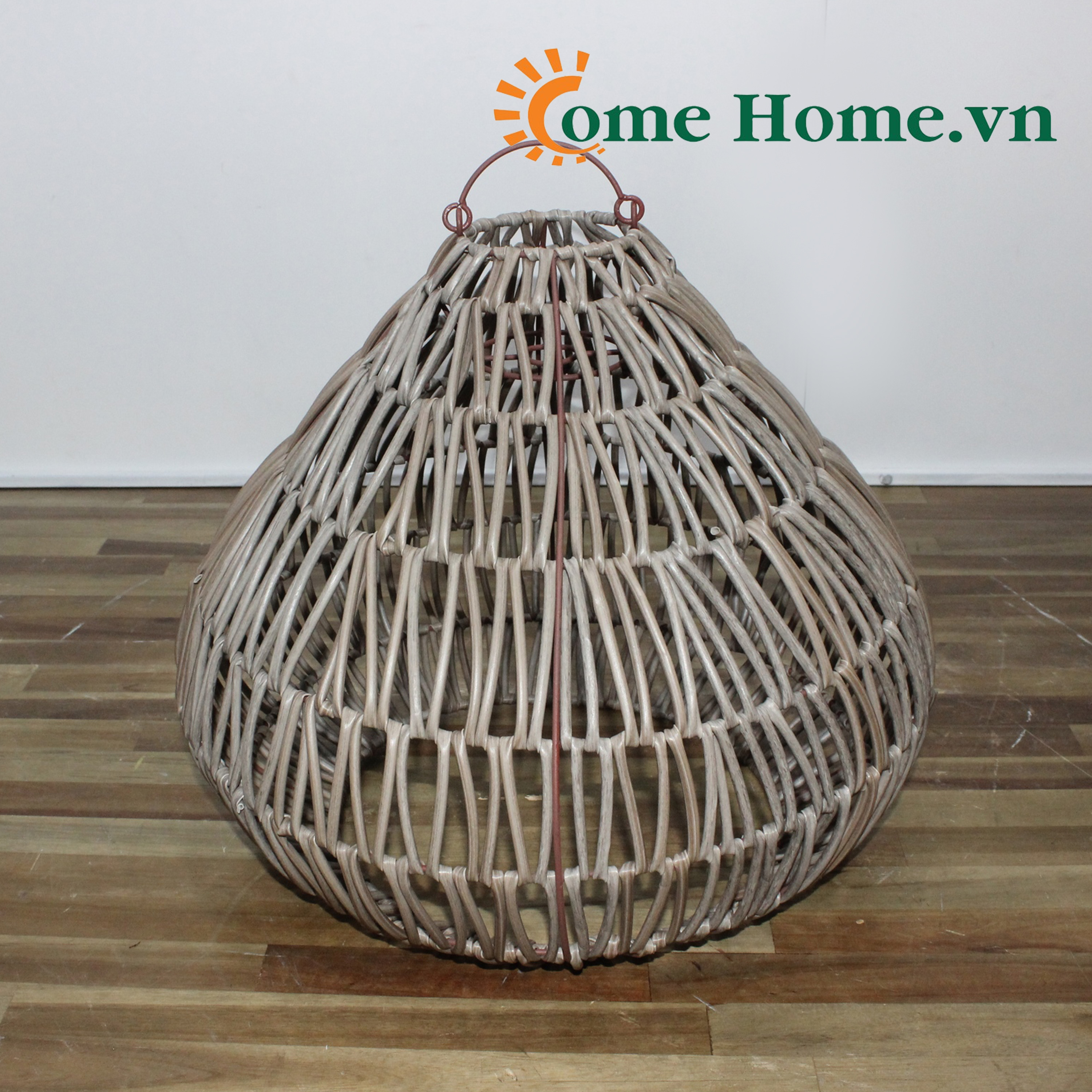 สีเทาเข้ม