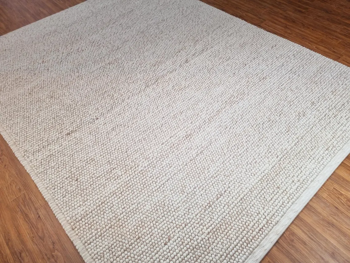 Identique à l'image