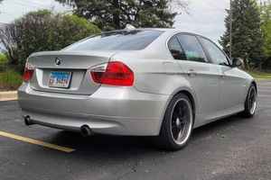 2007 <strong>B</strong>-M-W 335i Sedan Turbo 6-Cylinder Premium Package Mostly Unmodified - Product Image 4