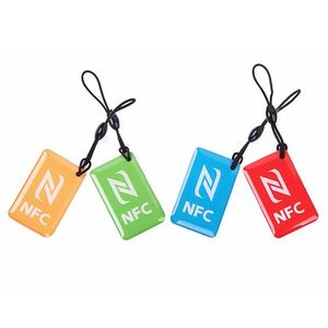 NFCタグNTAG215KeyfobsクリスタルレジンタグNFC対応電話用<span class=keywords><strong>Amiibo</strong></span> TagMoと互換性ありNFCチッププログラム可能なキーホルダー
