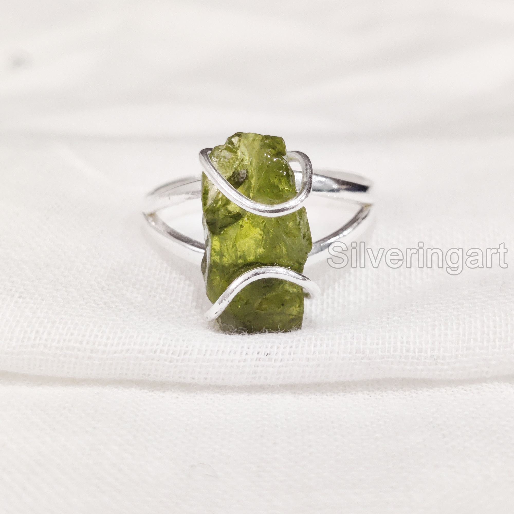 สีเขียว