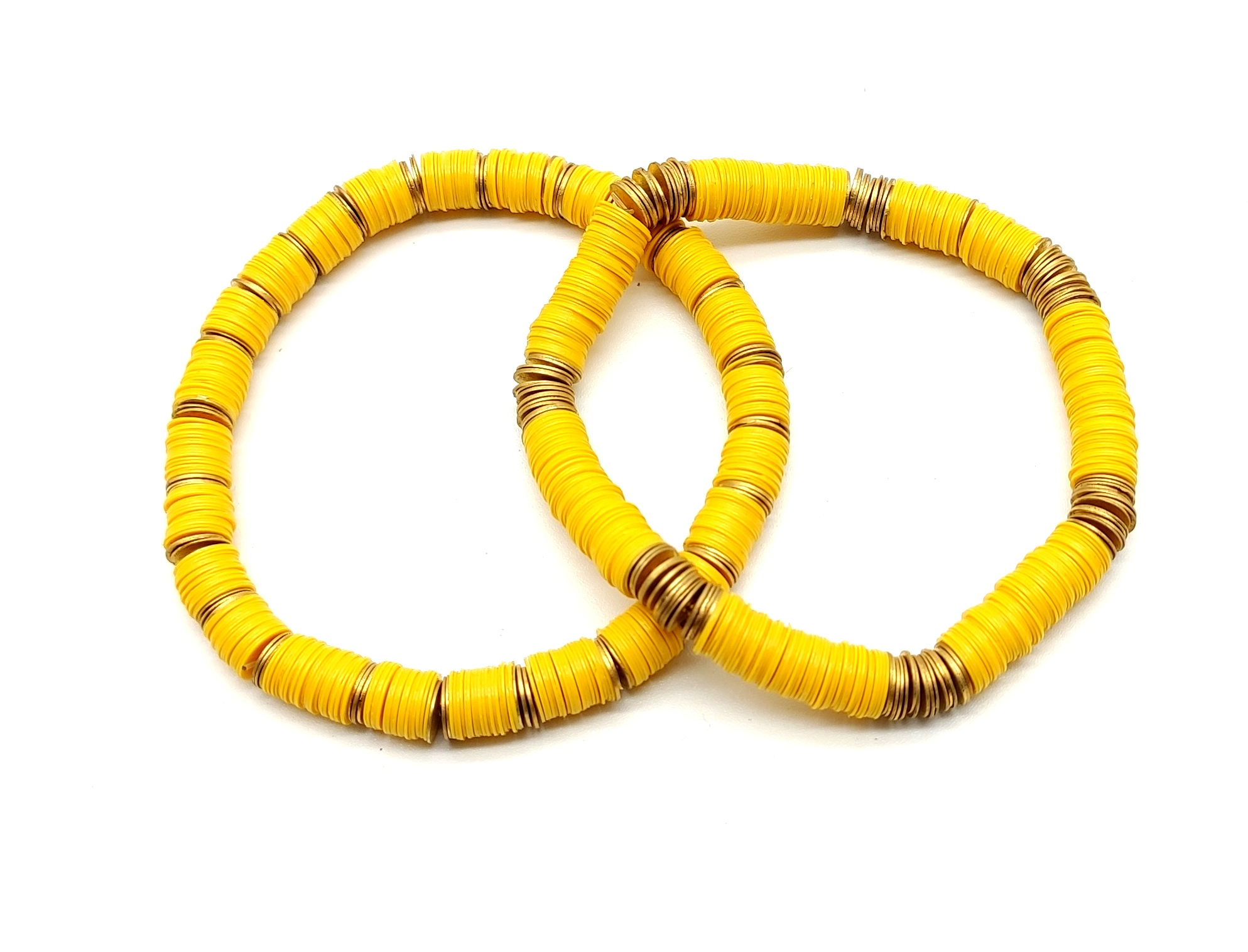 สีเหลือง