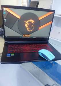 ASU ROG Strix G 17 dizüstü bilgisayar ile NVIDIaa RTX 4080 & rygamers 9 7945HX oyuncular için