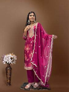 Kundan Organzaスーツ刺繍コーディングドリシーケンスストーンミラー付きハンドワークトップパントデュパッタセット輸出 - Product Image 2