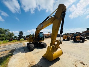 Kedi 320D3 GC ekskavatör paletli 20 Ton için ikinci el 2025 çalışma ağırlığı Motor Motor şanzıman dişli pompa rulman-satılık kullanılan