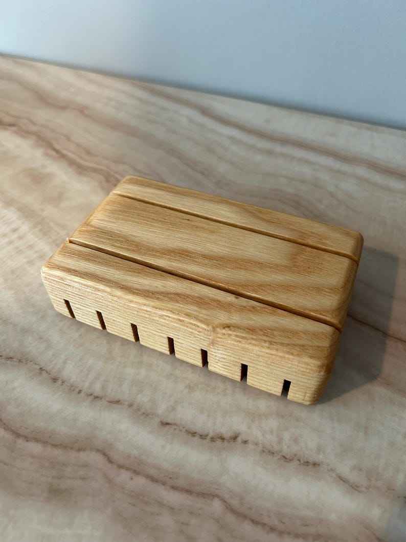 เหลืองอ่อน